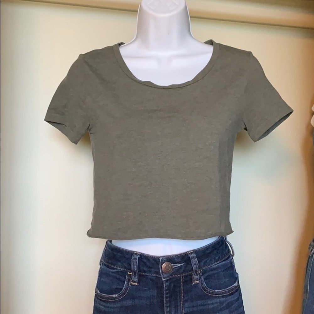 Cropped army green top
